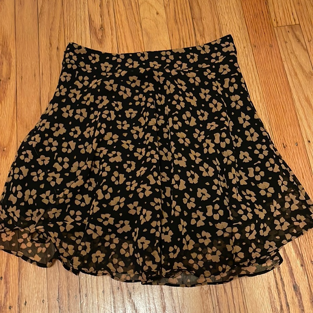 Floral Urban Outfitters skirt!